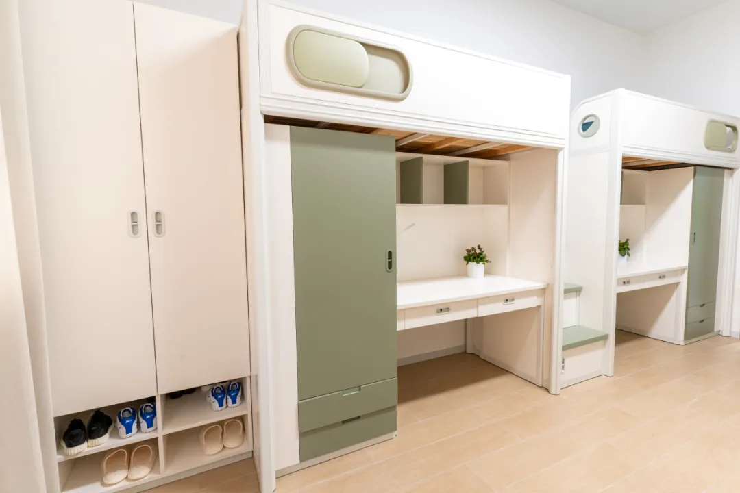 杭州鼎文學(xué)校